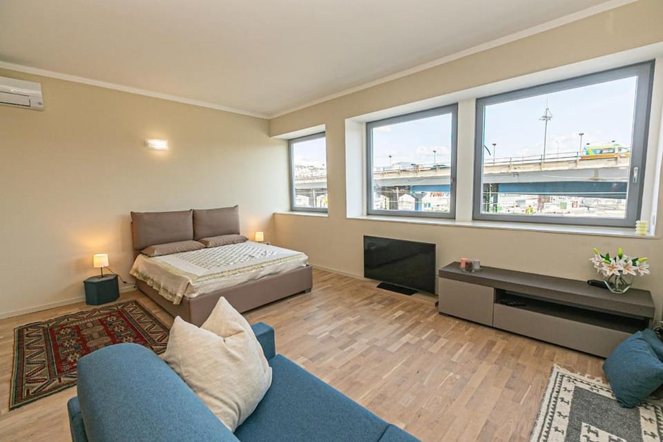 Giglio Terminal Traghetti Apartment in Genoa