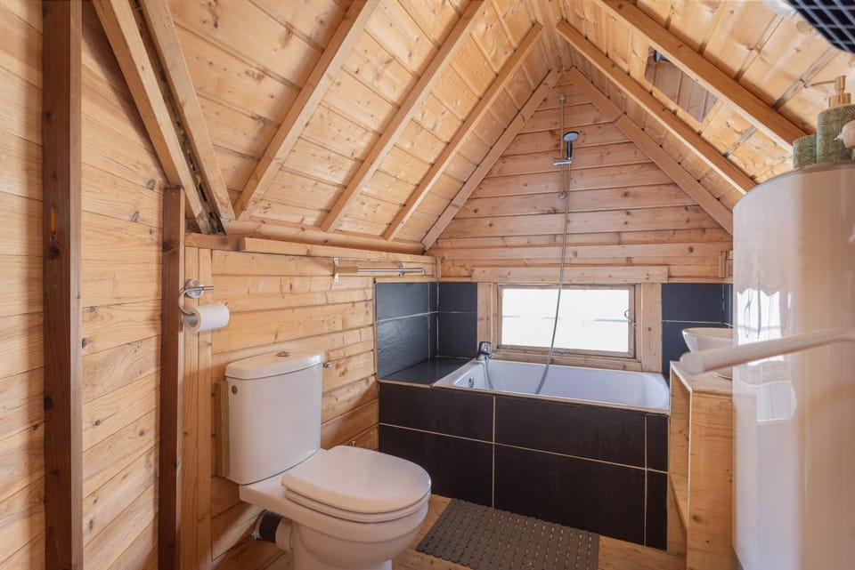 Property building, Bathroom, Living room