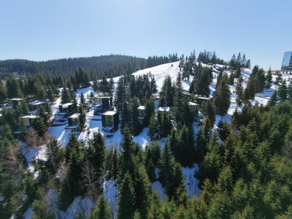 Property building, Bird's eye view