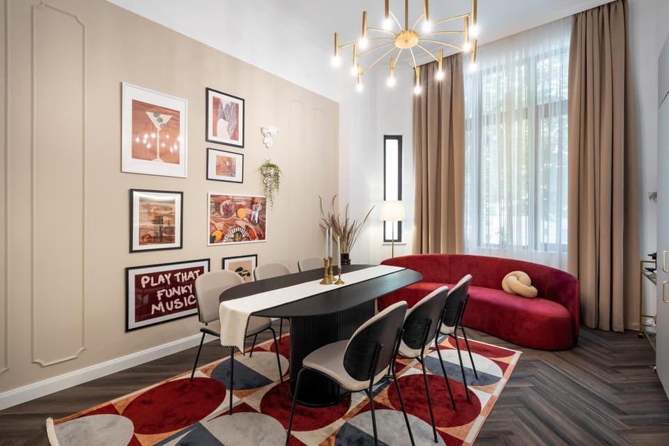 Living room, Seating area
