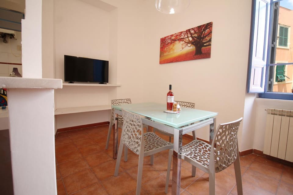 Other, Dining area