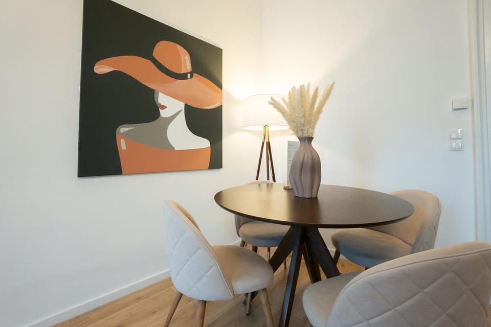 Living room, Decorative detail
