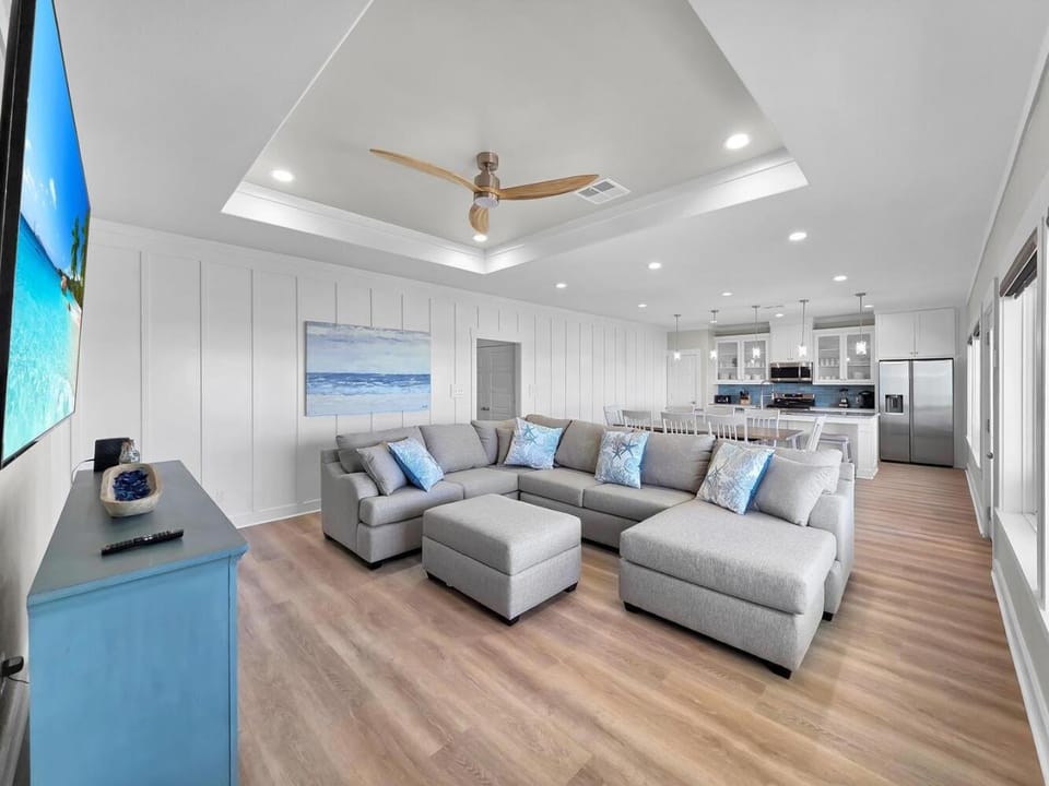 Blue Anchor House in Bolivar Peninsula