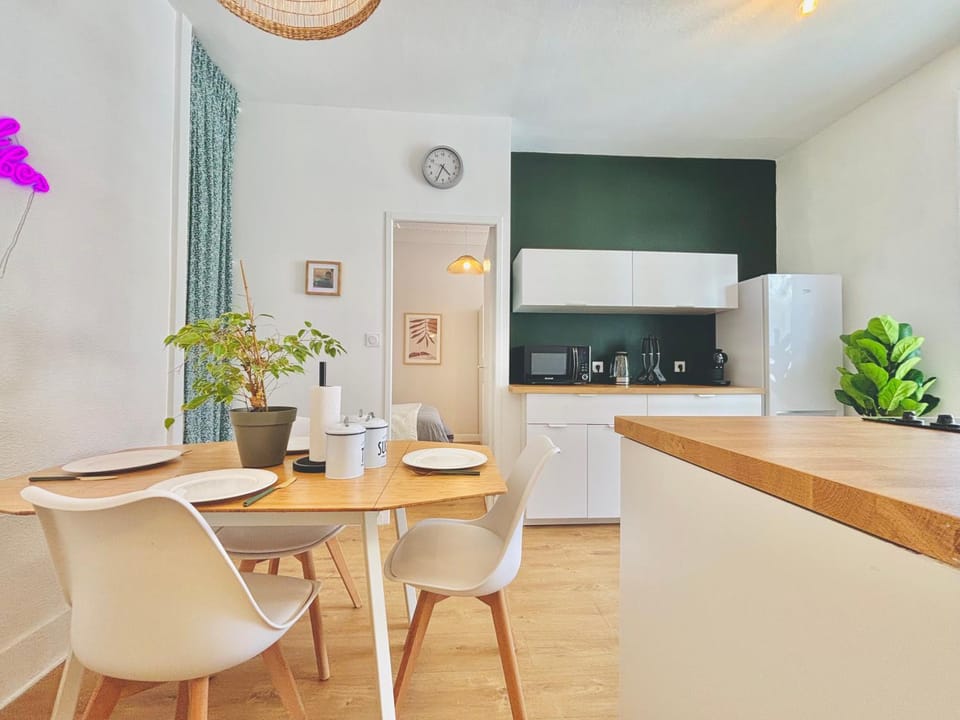 Élégance et confort, à deux pas de la gare Apartment in Saint-Étienne