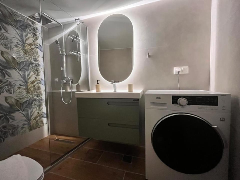 Earthy Retreat in Central Athens Fully renovated Apartment in Athens