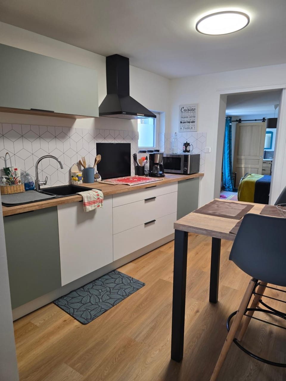 Kitchen or kitchenette