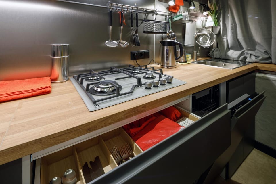 Kitchen or kitchenette, stove