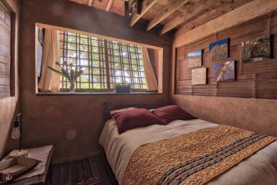Casa Alma Eco Lodge for 6 | Finca Anjalá House in Bahía Ballena