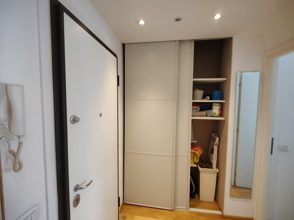Casa MaClo 55sqm Cozy 2 Bdr Central station Area Apartment in Milan