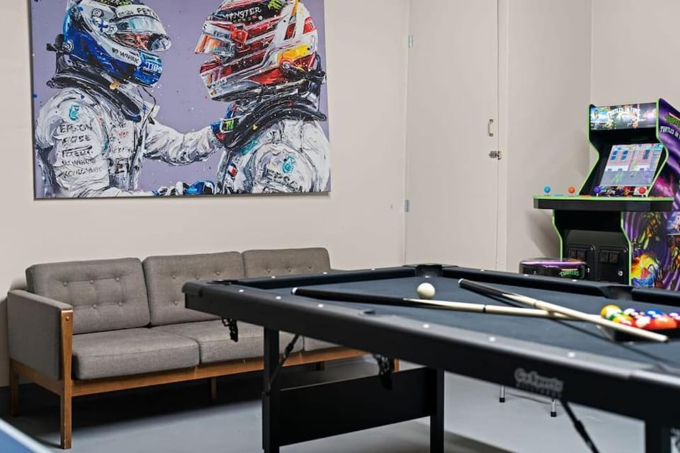 Southern Solace Retreat Game Room Getaway House in Austin