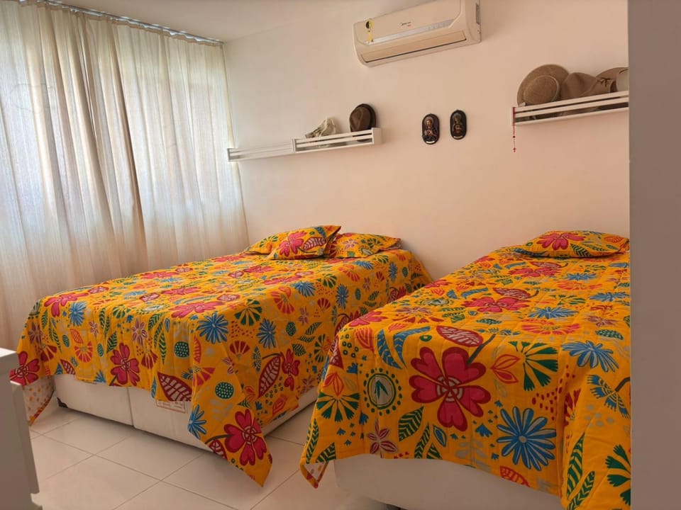 Bedroom, air conditioner
