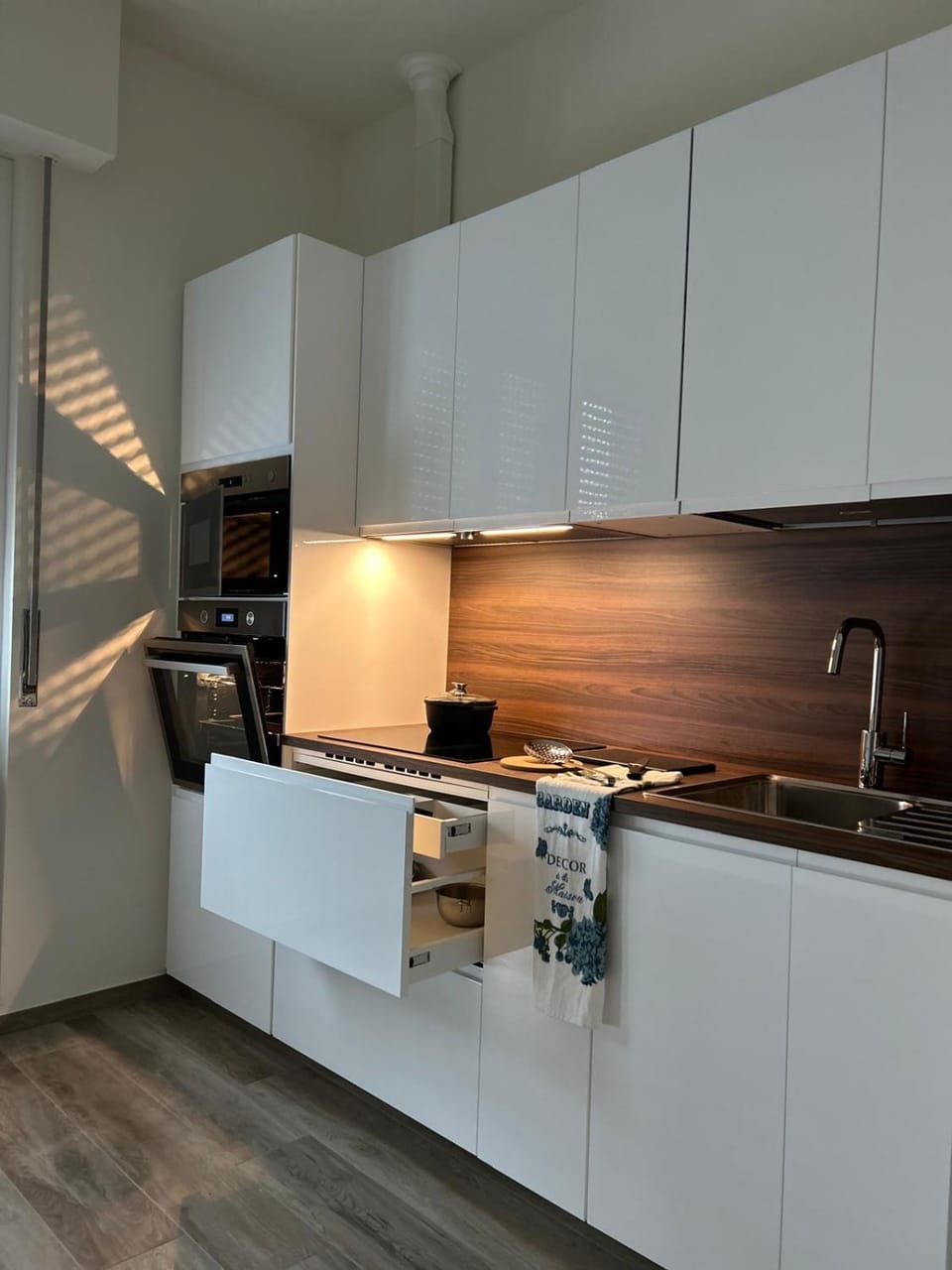Kitchen or kitchenette, stove