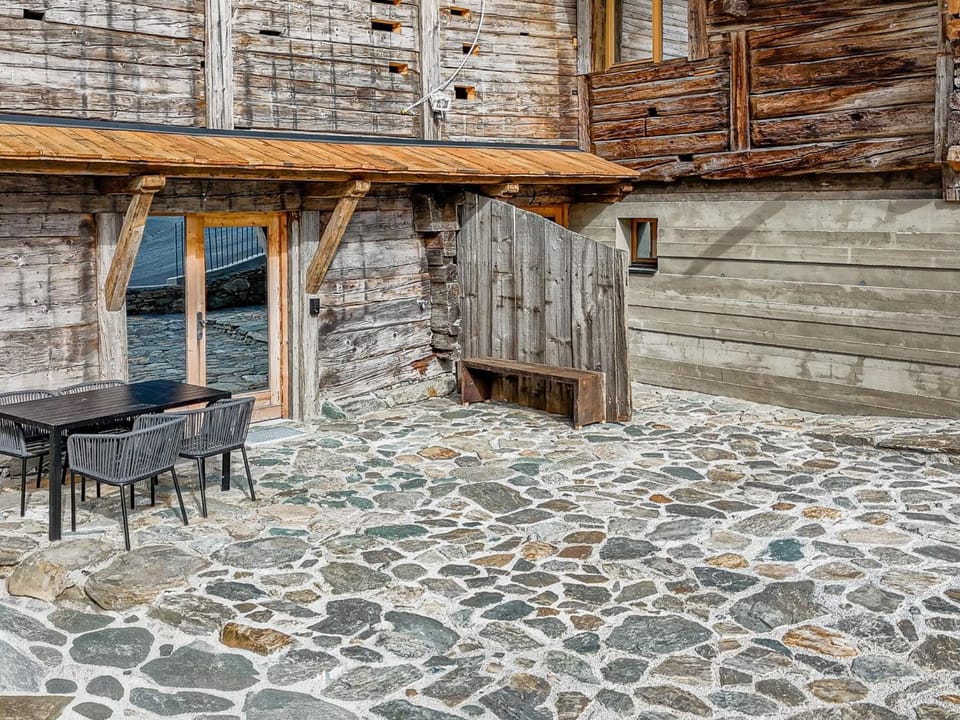 Property building, Summer