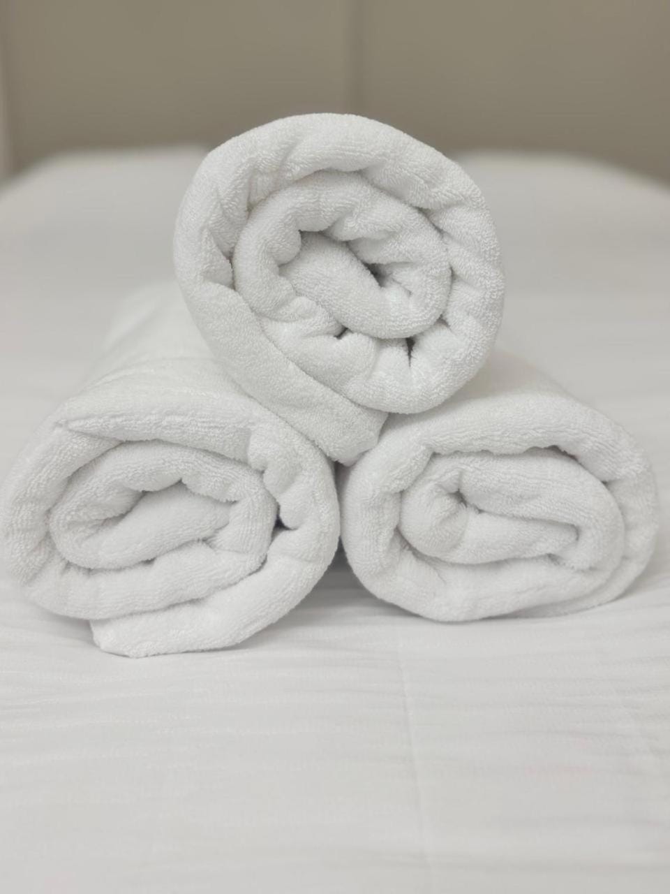 Bedroom, towels