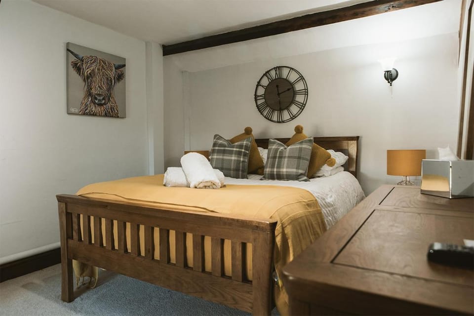 Bed, Bedroom
