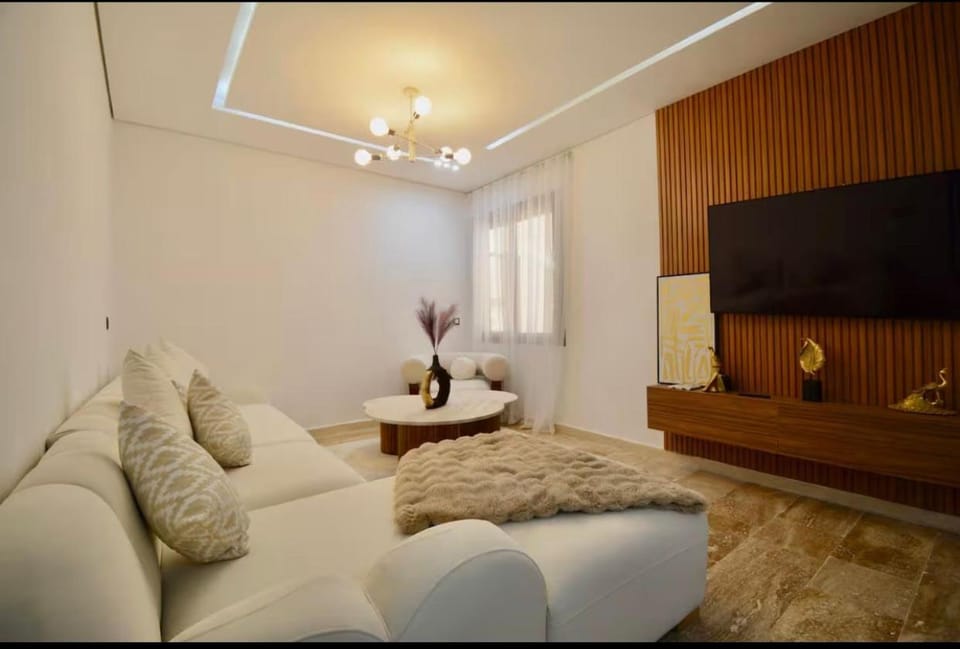 TV and multimedia, Seating area