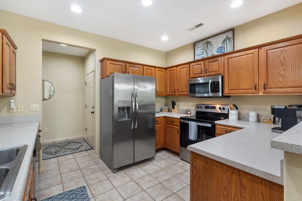 Stonebridge Hideaway - For 6 House in Table Rock Lake
