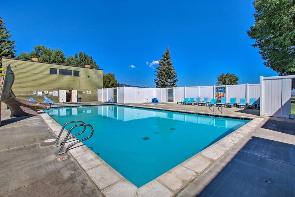 Mtn & Lake Views: Family Retreat in Bear Lake! House in Bear Lake