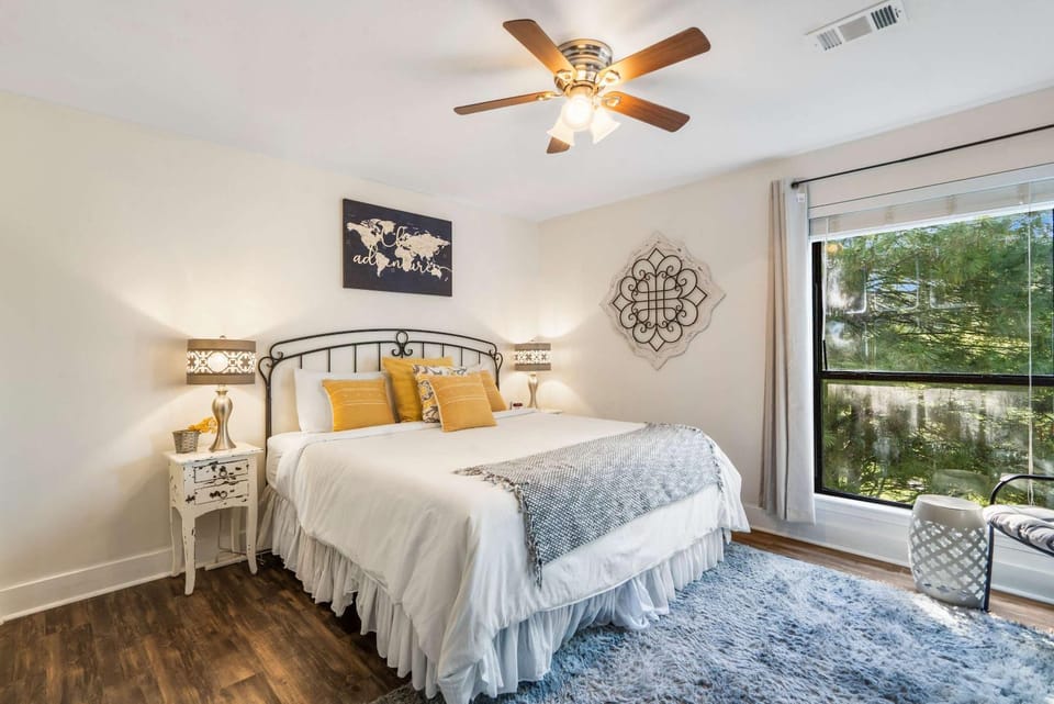 Cute Comfy & Cozy - For 6 House in Branson