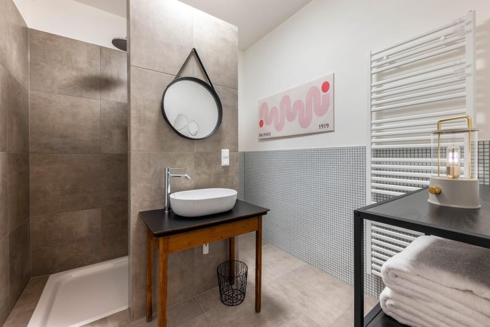Bathroom, Living room