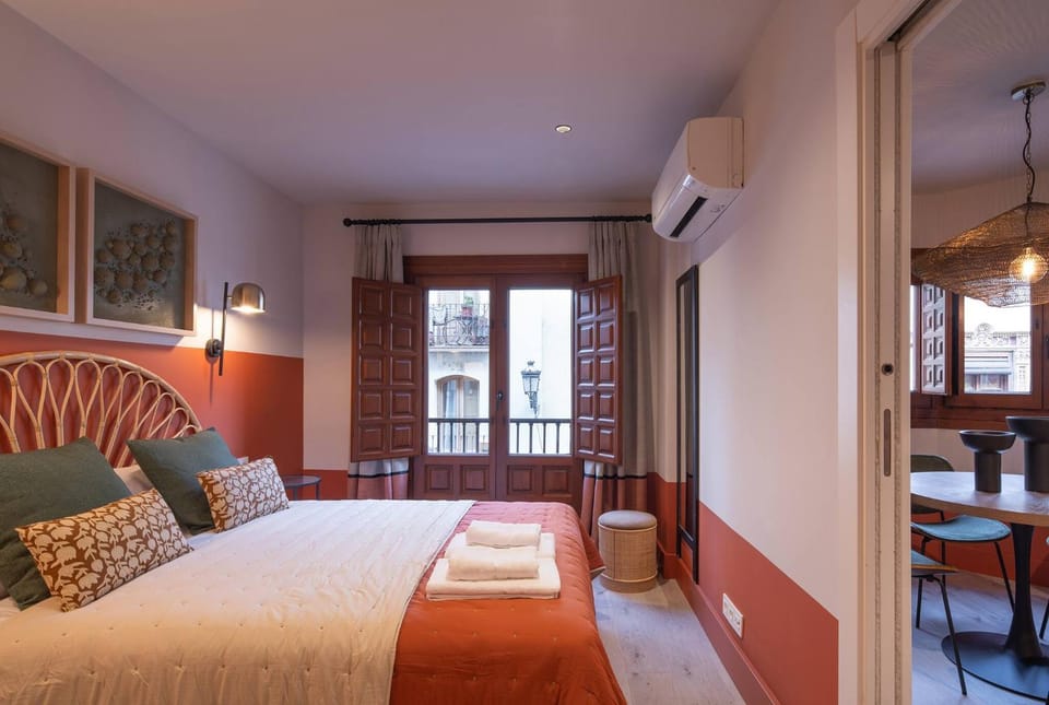 Bed, Bedroom