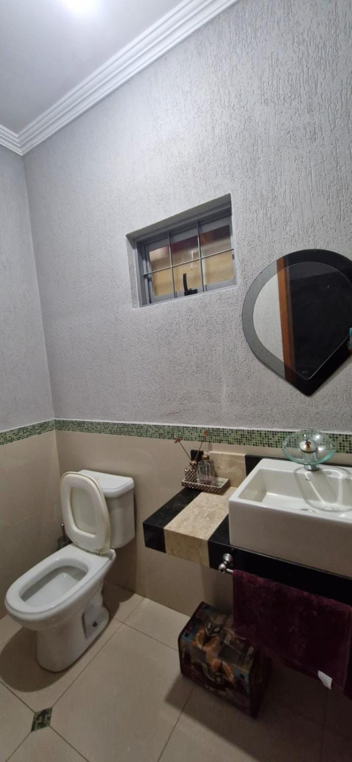 Casa da Rosa House in Goiania
