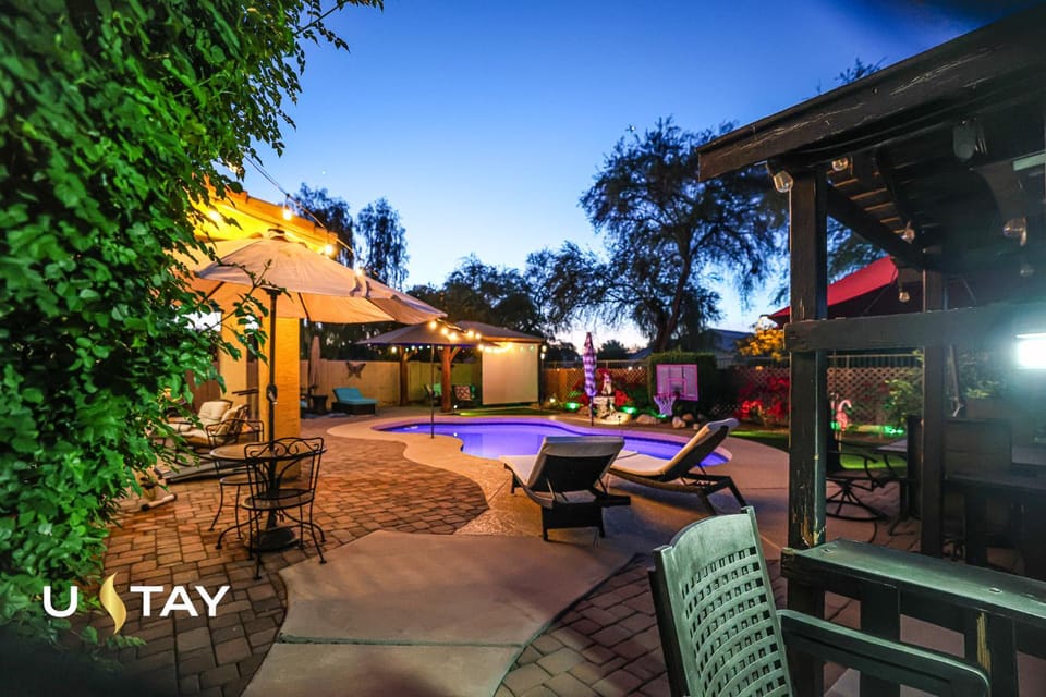 NO FEES! Civic Centre, Resort Oasis & Open Kitchen House in Gilbert
