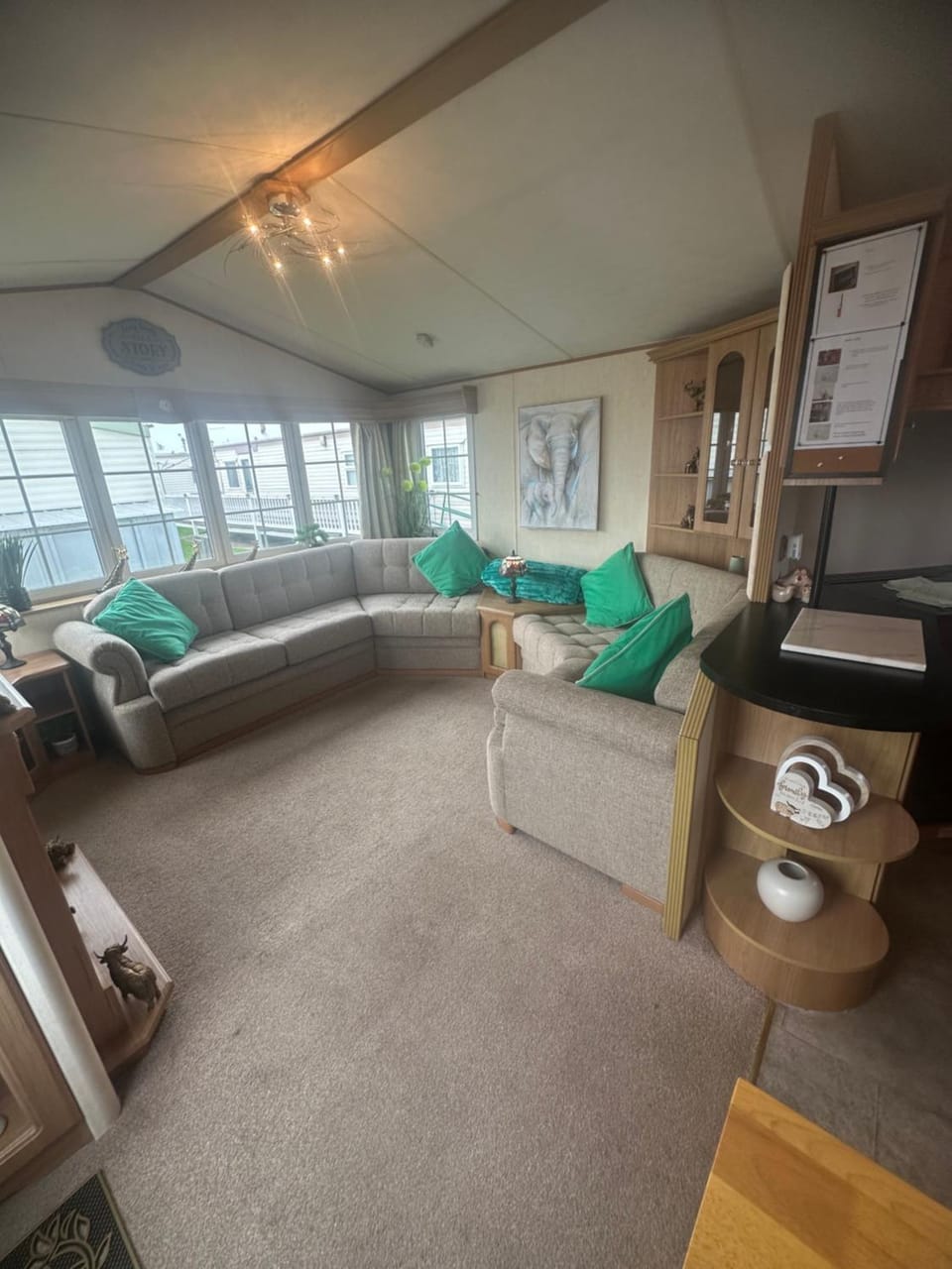 TV and multimedia, Living room, Seating area