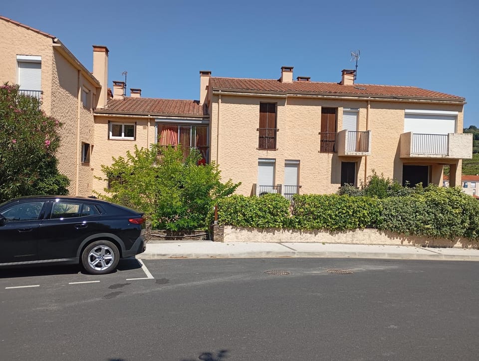 Calme avec place de parking Apartment in Collioure