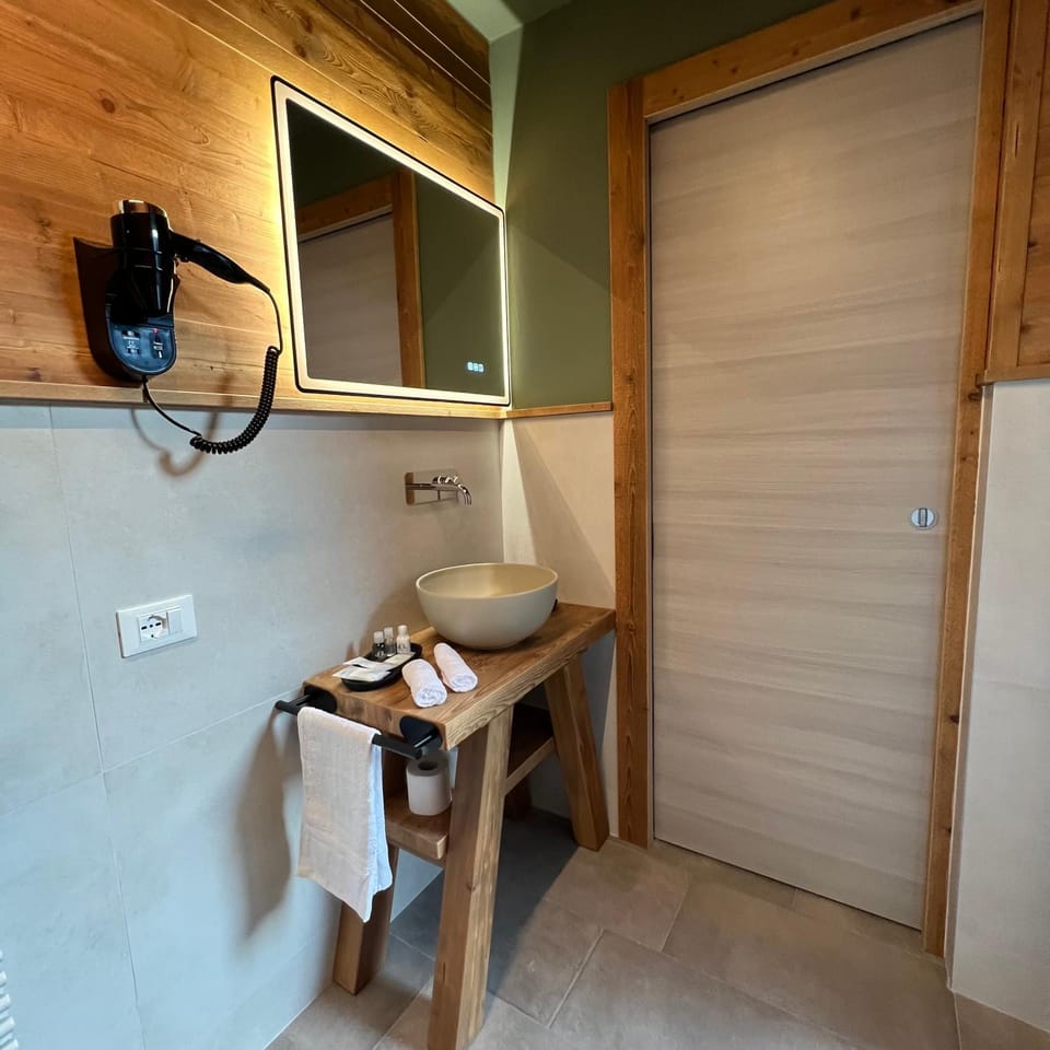 Harmonia Suite & Apartments Apartment in Province of Brescia