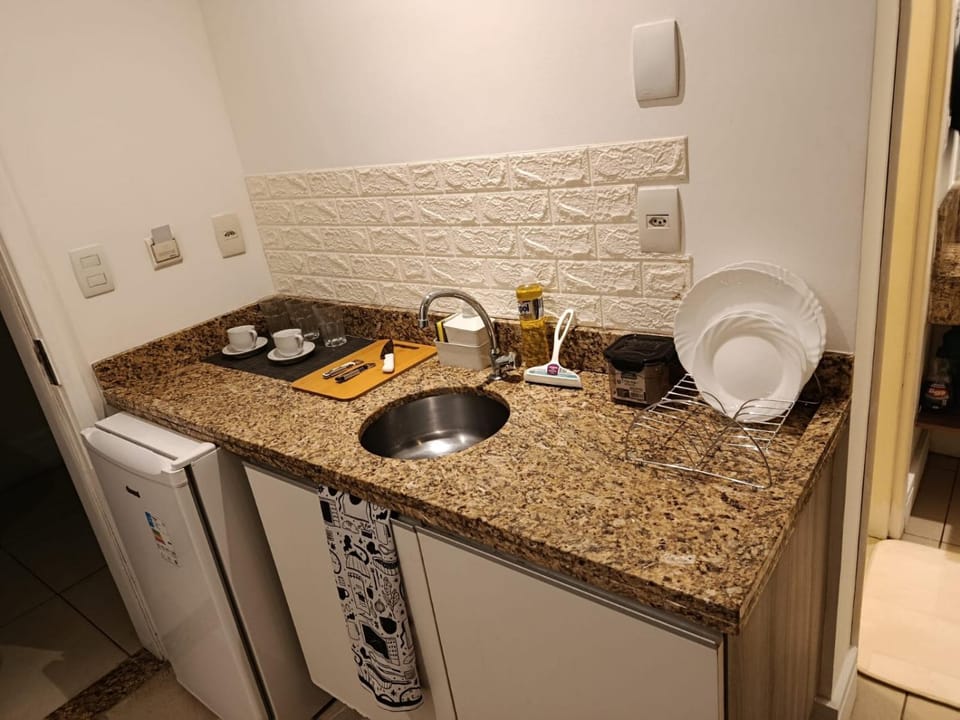 Coffee/tea facilities, Kitchen or kitchenette, Food and drinks, Food, minibar