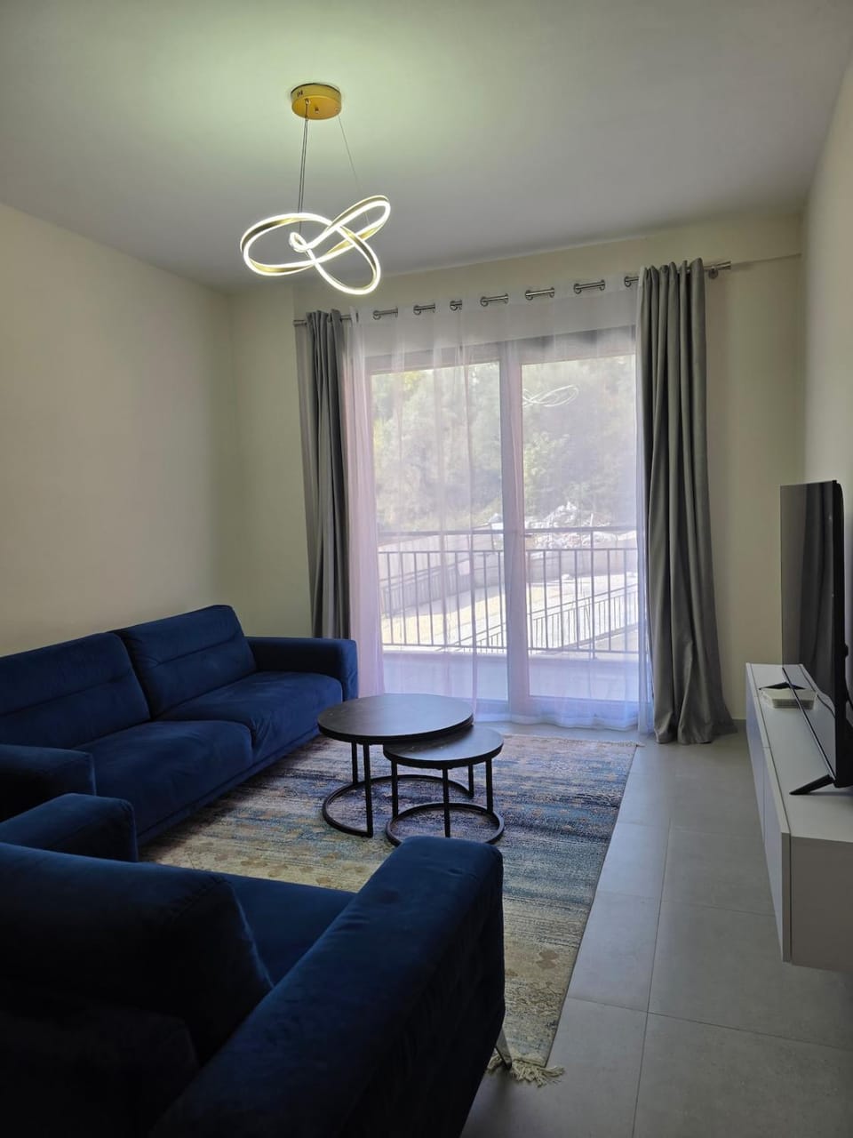 TV and multimedia, Seating area