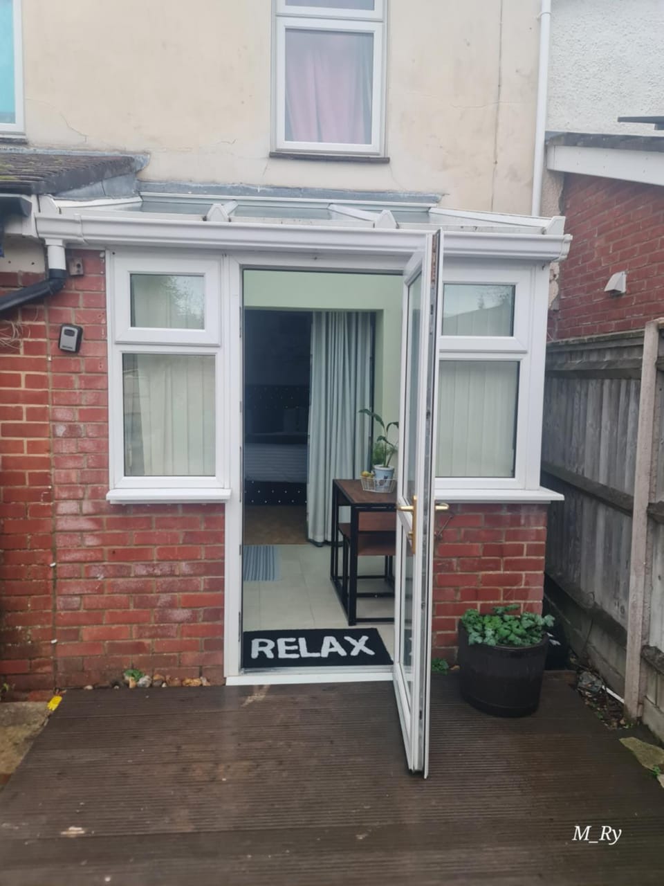 Porcupine Cave Apartment in Fareham