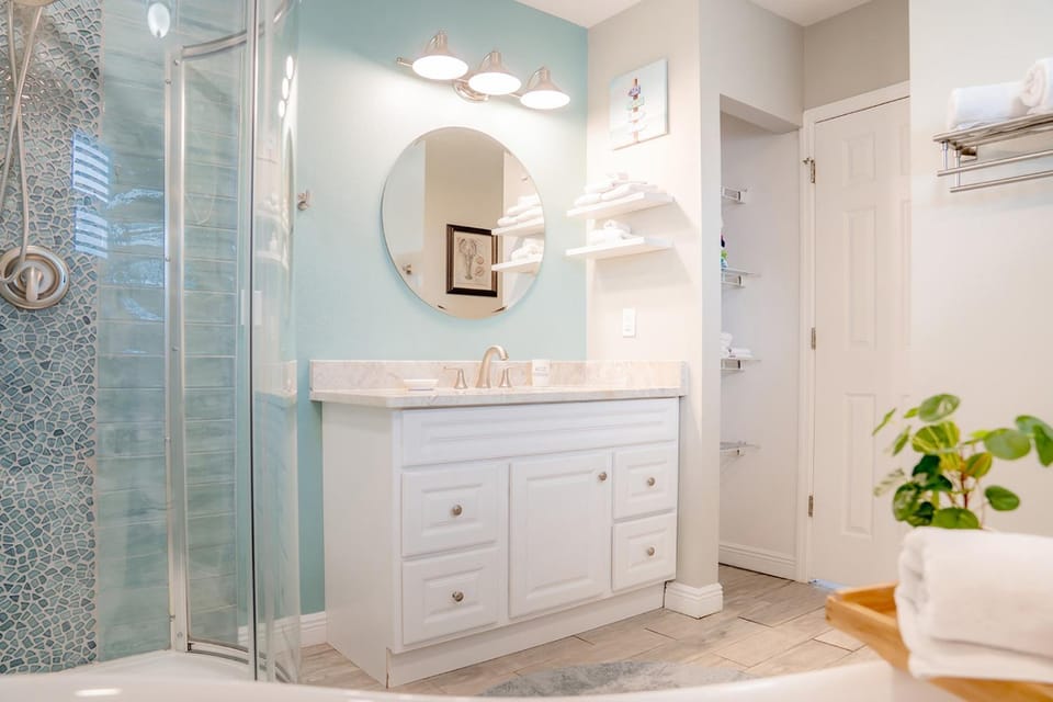 Shower, Bathroom