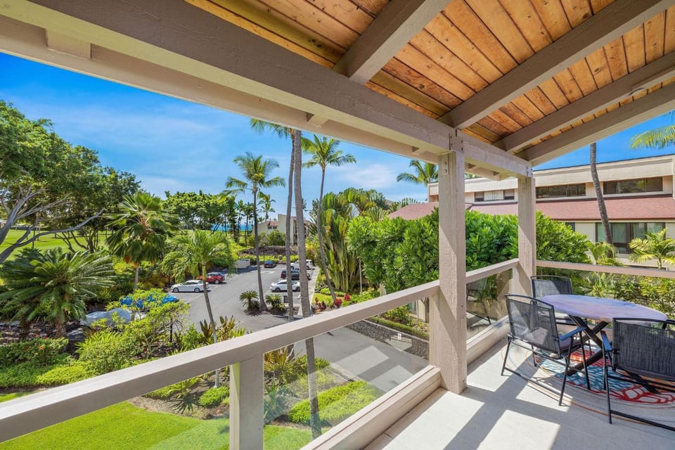Kksr#6301 Ocean/Golf Course Views, Top Floor House in Big Island