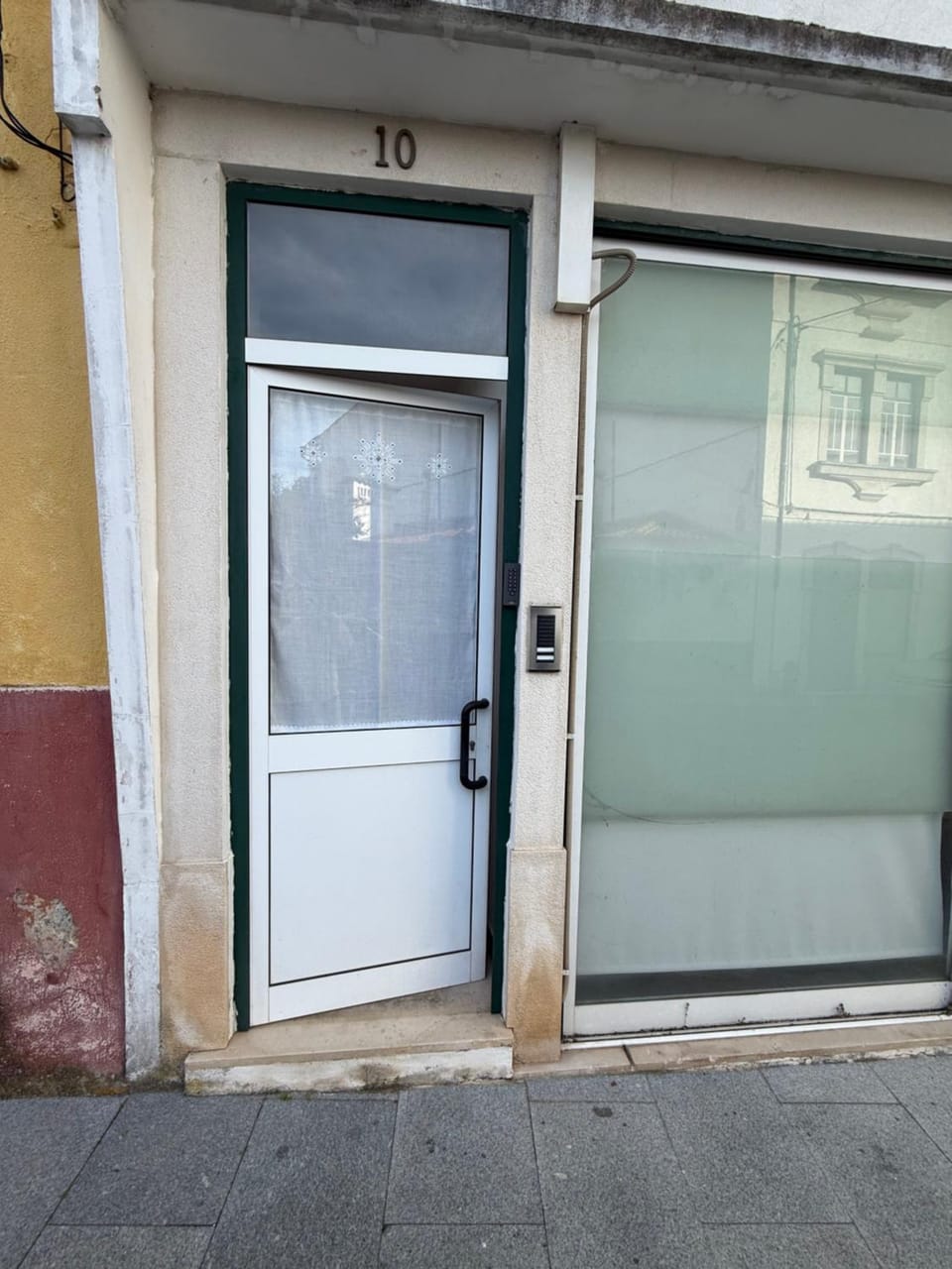 Facade/entrance
