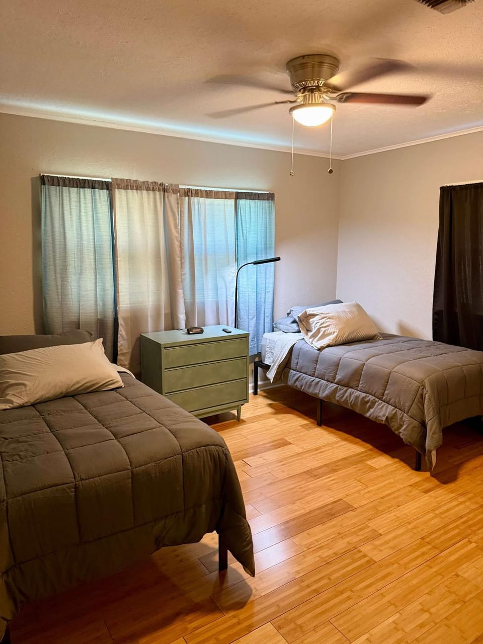 Serene Bayou Retreat - Spacious Family Home House in Broussard