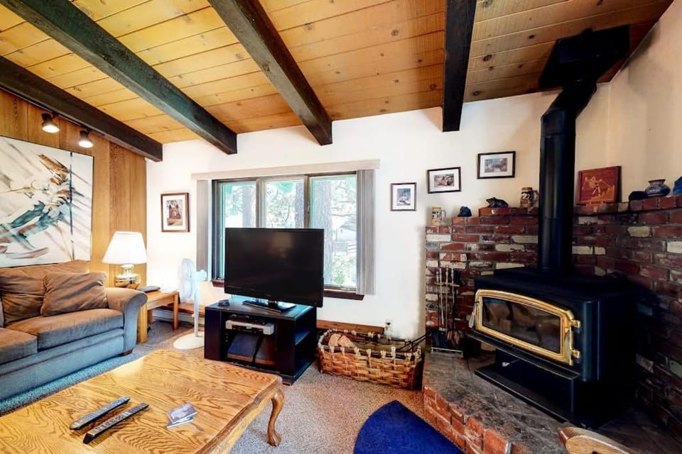 Chateau Sans Nom 11 Apartment in Mammoth Lakes