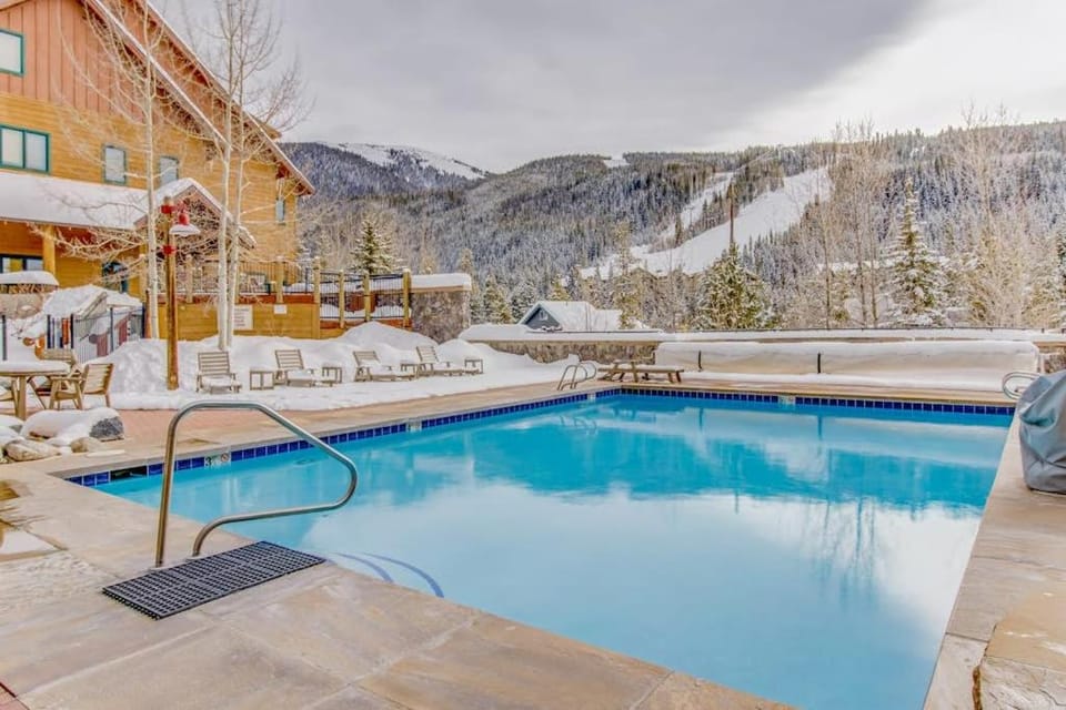 Buffalo Lodge 8372 Apartment in Keystone