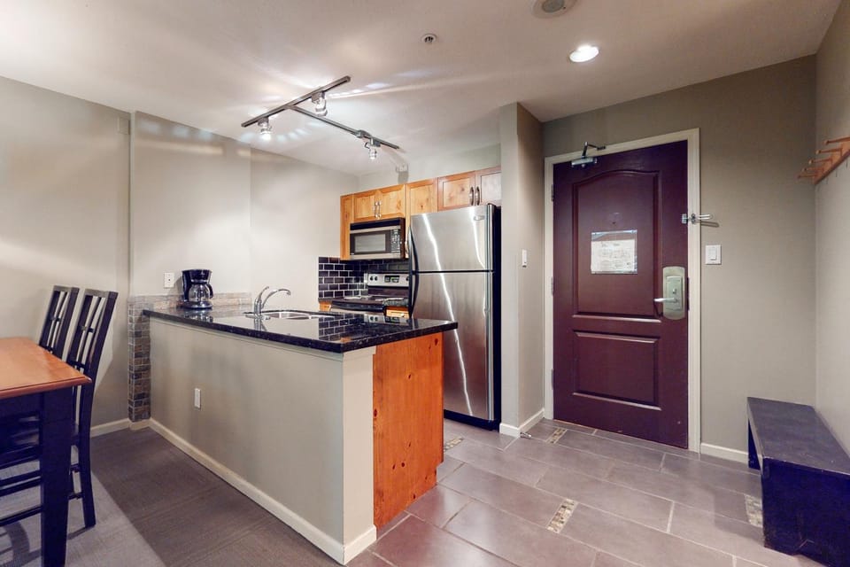 Town Plaza, Unit 302 Apartment in Whistler