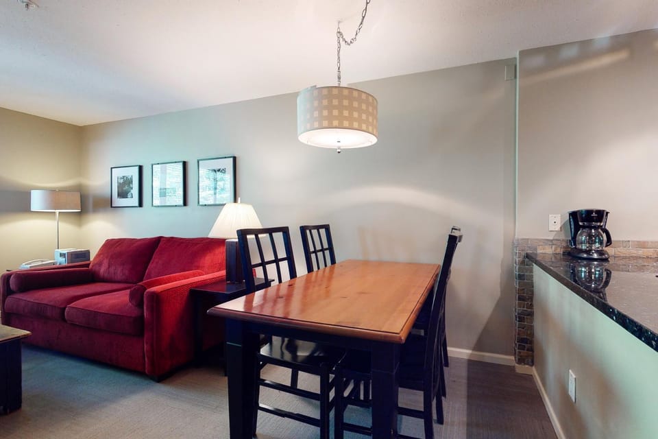 Town Plaza, Unit 302 Apartment in Whistler