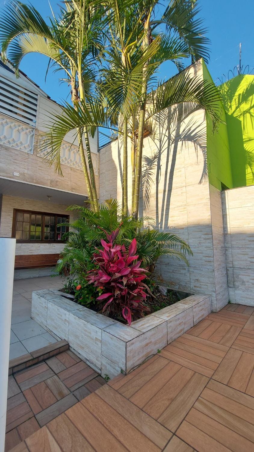 Casa com piscina à 5min da praia House in State of São Paulo