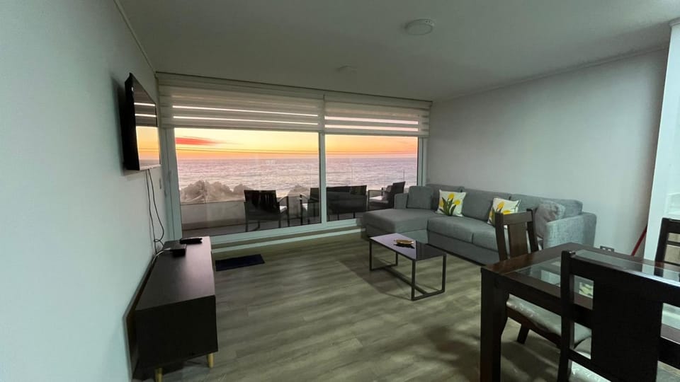 Living room, Sea view