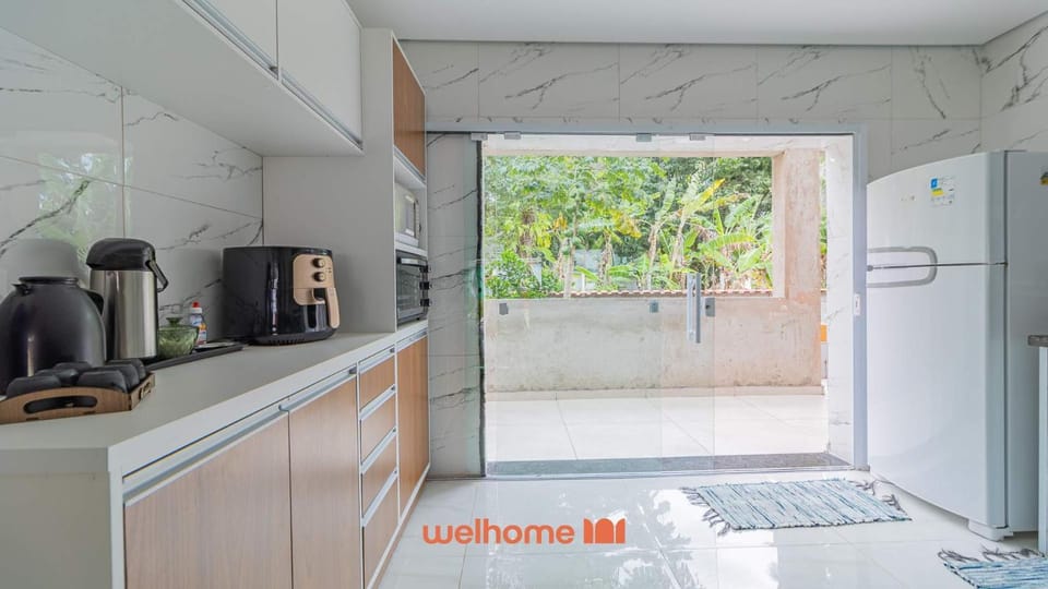 Casa em Sao Sebastiao a 700m da Praia da Enseada House in São Sebastião