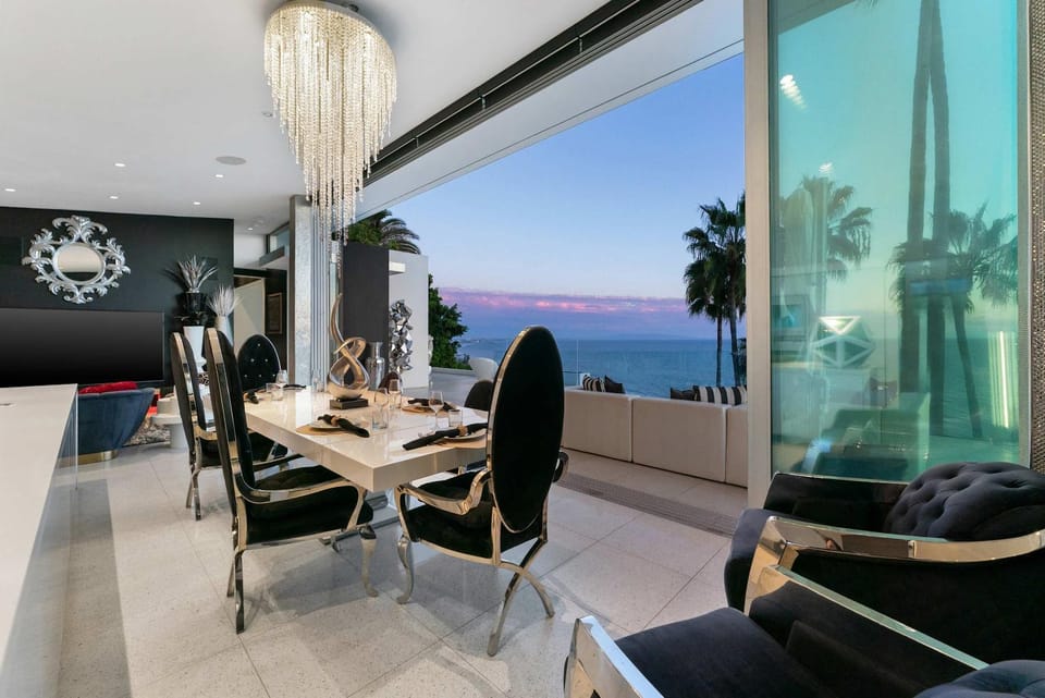 Pacific Palisades 3BR with Fire Pit by Colby and Conrad House in Pacific Palisades