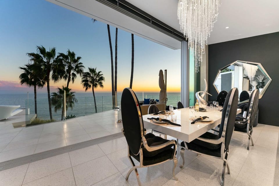 Pacific Palisades 3BR with Fire Pit by Colby and Conrad House in Pacific Palisades