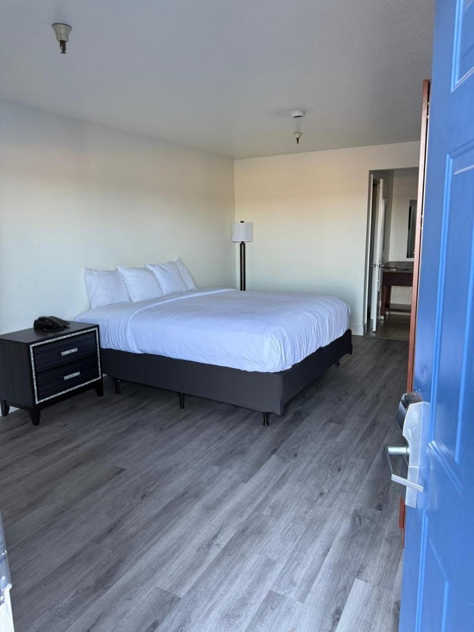 Bed, Balcony/Terrace, Bedroom
