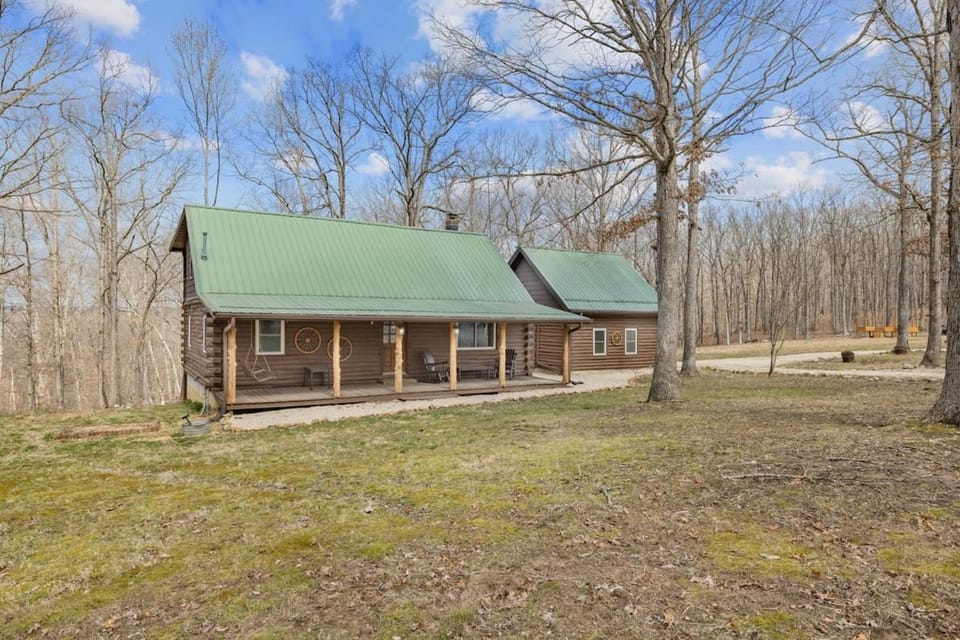 Wind Ridge Cabin Cabin in Ozark Mountains
