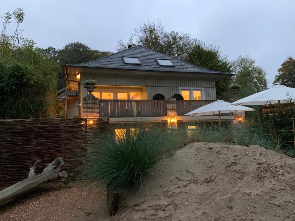 Property building, Garden