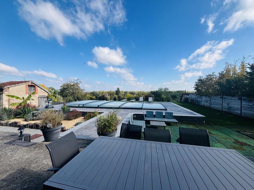 Gîte familial à Bressolles avec piscine privée et animaux acceptés - FR-1-489-598 House in Auvergne-Rhône-Alpes
